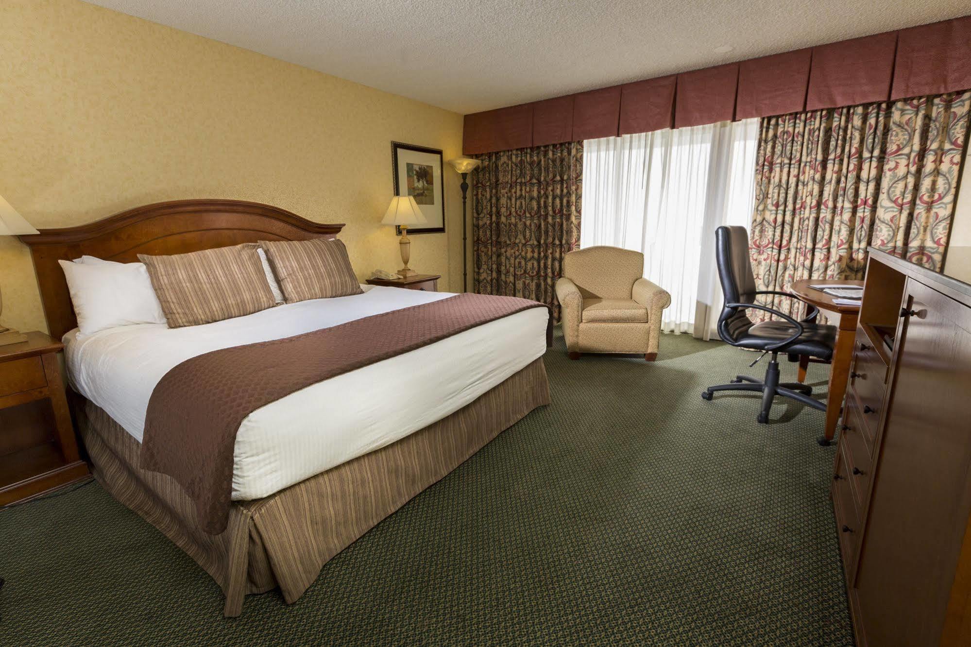 Red Lion Hotel Twin Falls Exterior photo